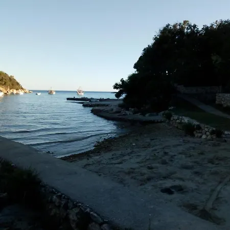 Suha Punta - Crnic Appartamento *