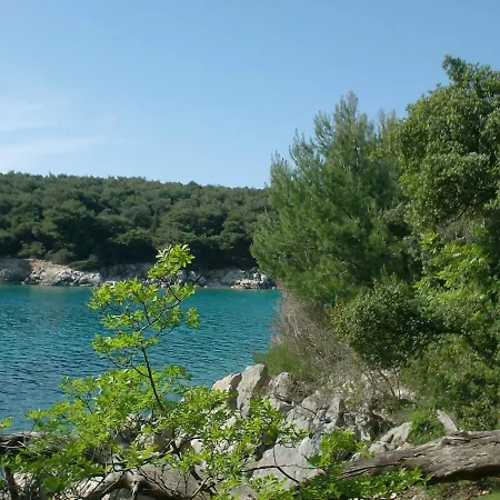 Suha Punta - Crnic Apartment *