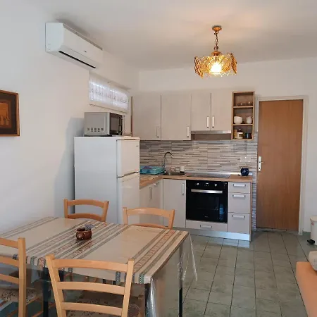 Apartment Suha Punta - Crnic *