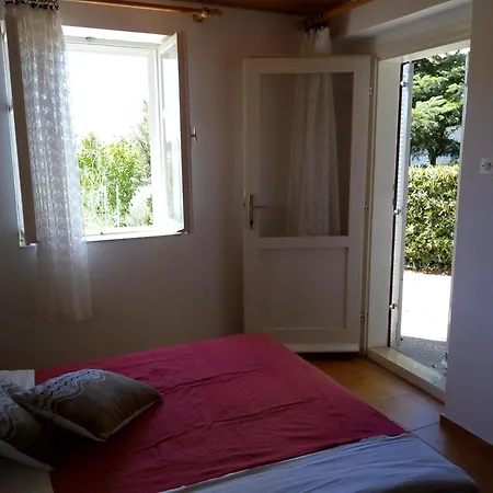 Apartment Suha Punta - Crnic Rab Town