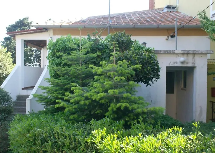 Suha Punta - Crnic Apartment *